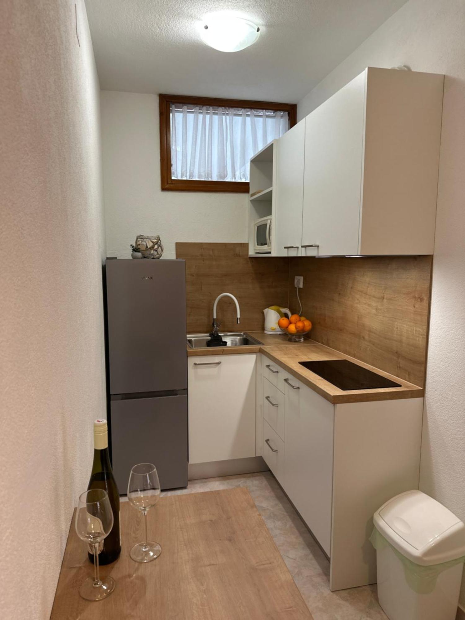 Apartmani Jurica I Ankica Brela Luaran gambar