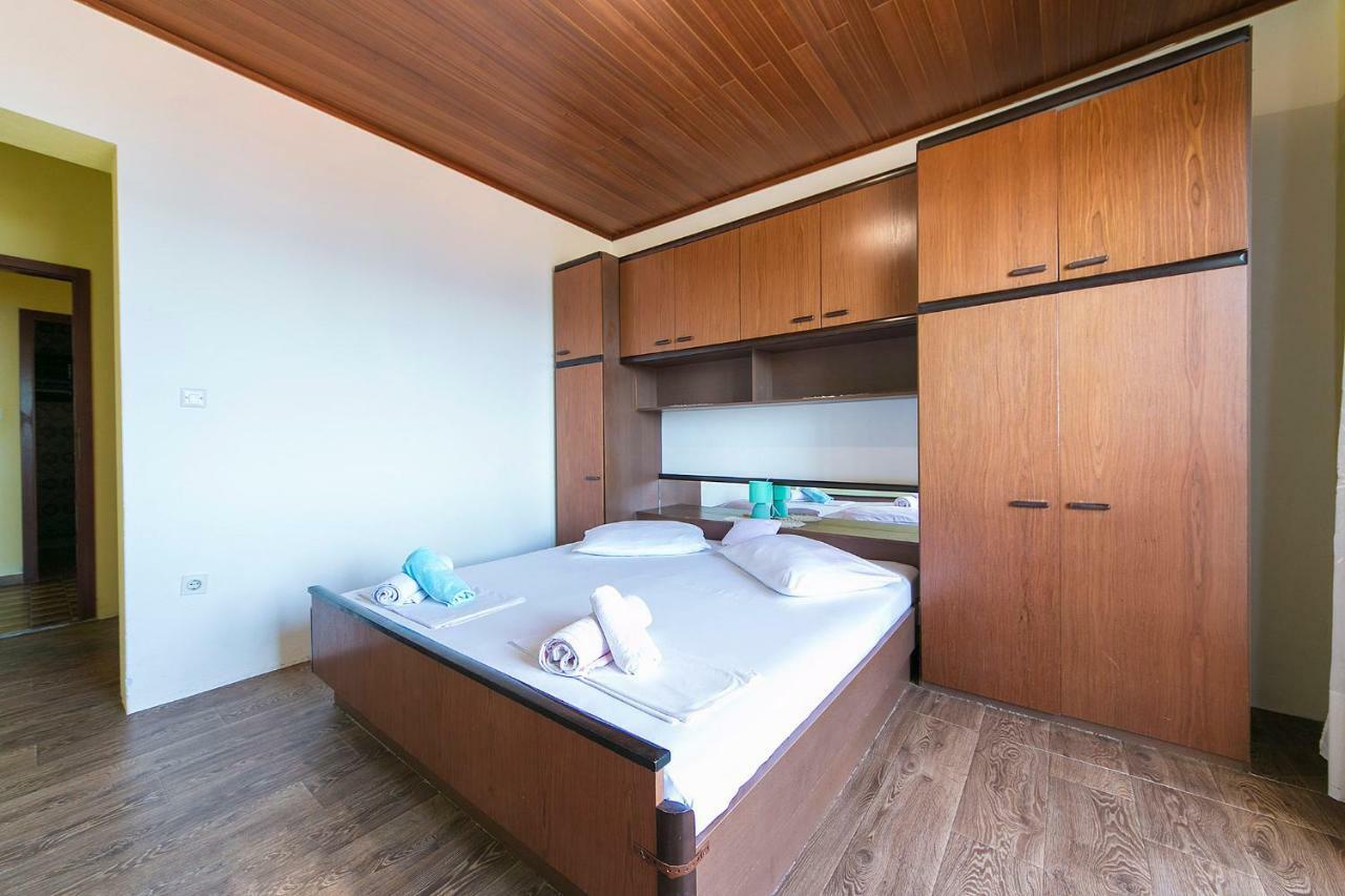 Apartmani Jurica I Ankica Brela Luaran gambar